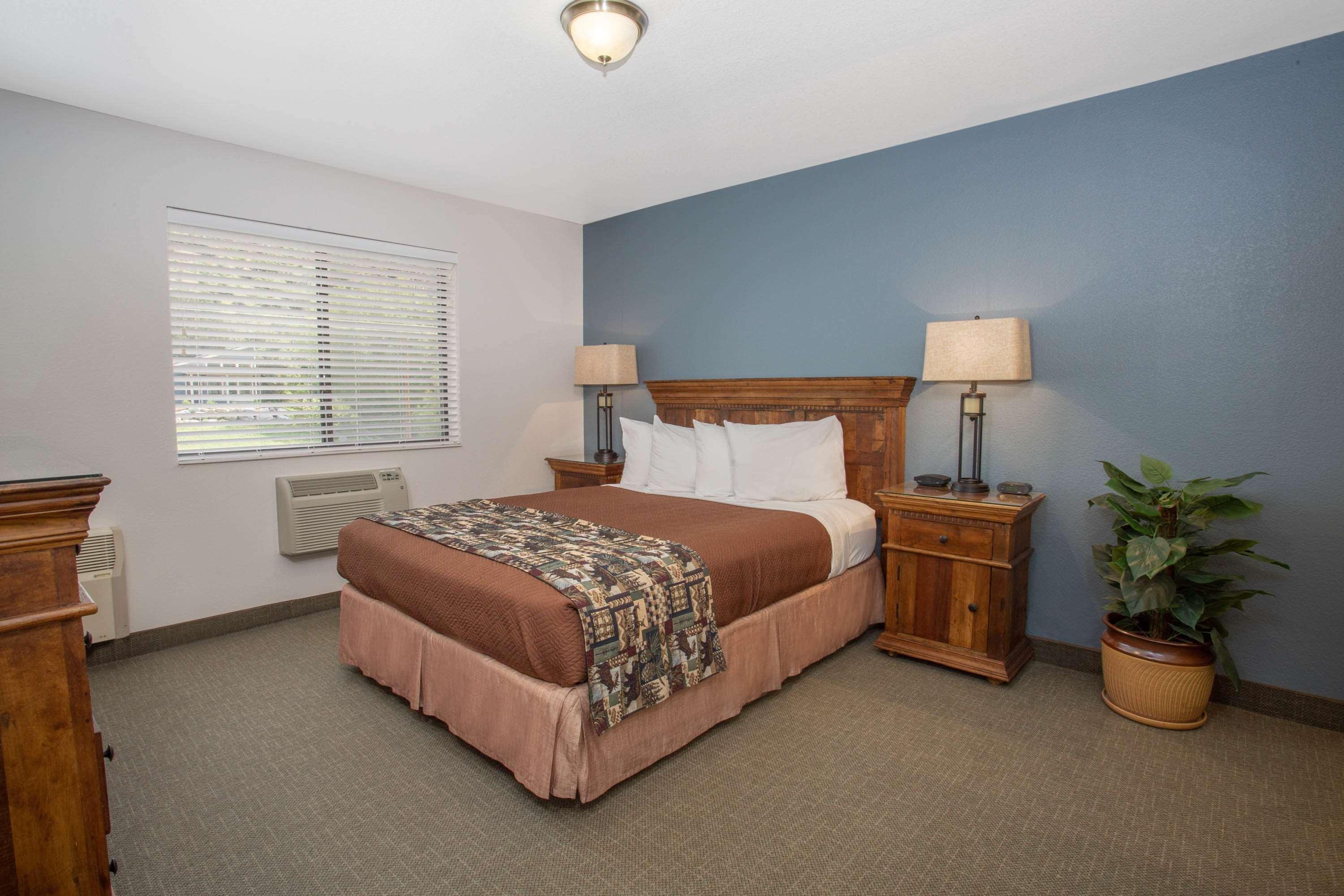 Travelodge By Wyndham Gardiner Yellowstone Park North Entr Buitenkant foto
